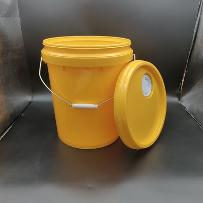 18L Industrial Lubricant Bucket dengan Nozzle Kuning Stackable 20L Plastik Bucket