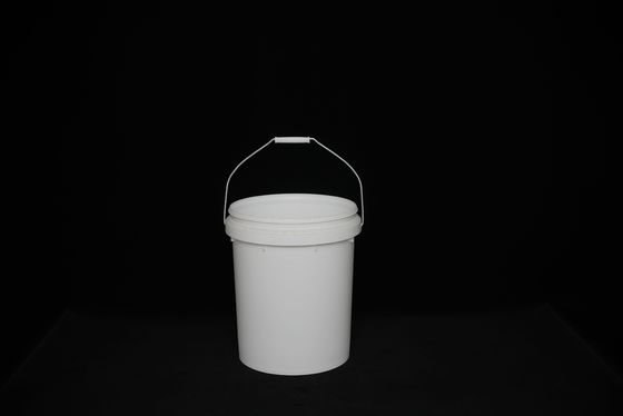 PP Bucket Fertilizer Bulat Dengan Perlindungan Korosi Pegangan yang kokoh Mudah dibersihkan